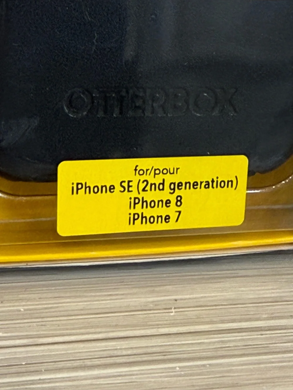 OtterBox Symmetry Series Black Protective Case for iPhone SE 2nd gen/8/7 sleek